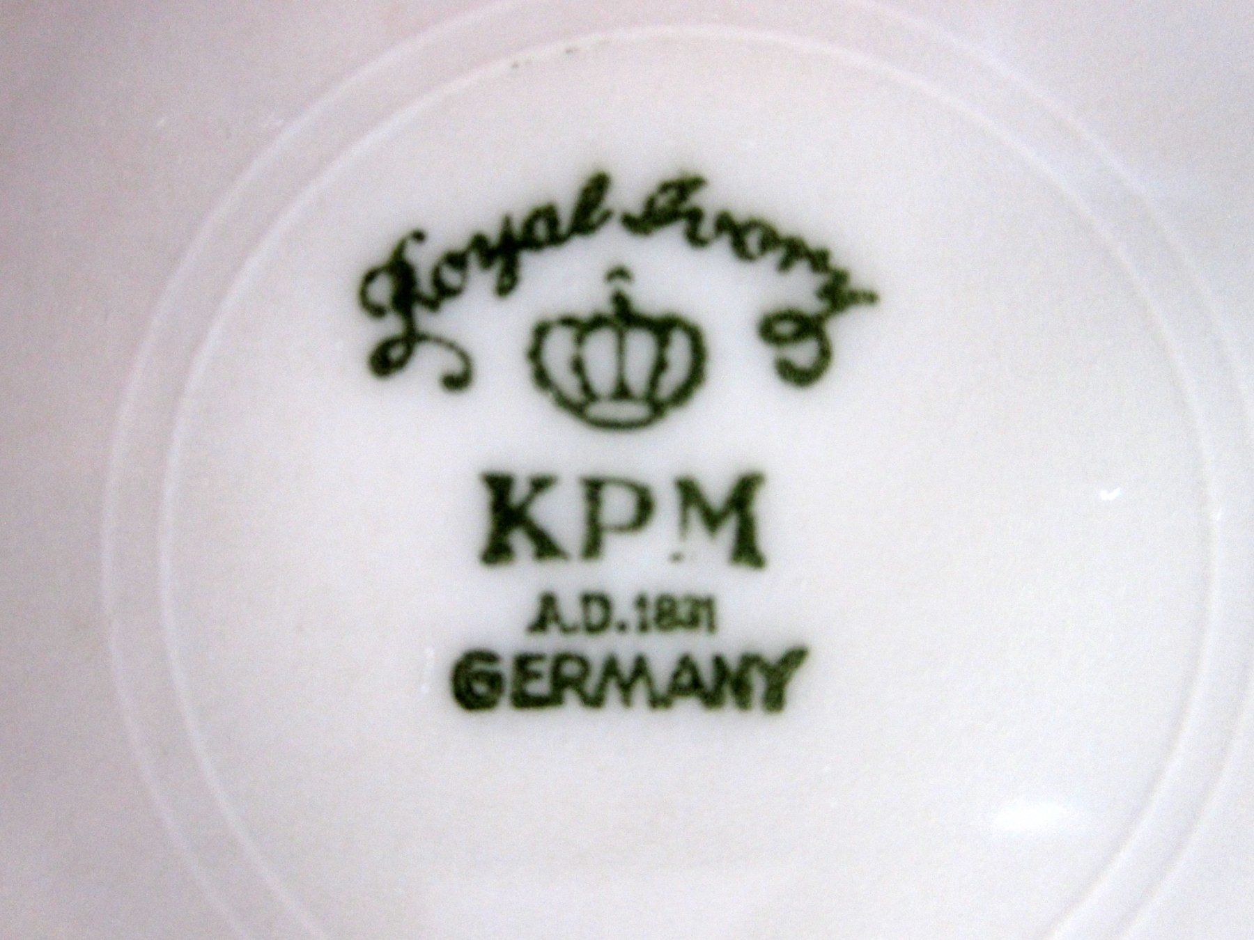 KPM Teller: KPM Dessert-Teller – Gebraucht aus Binningen von fel_8mgn 2