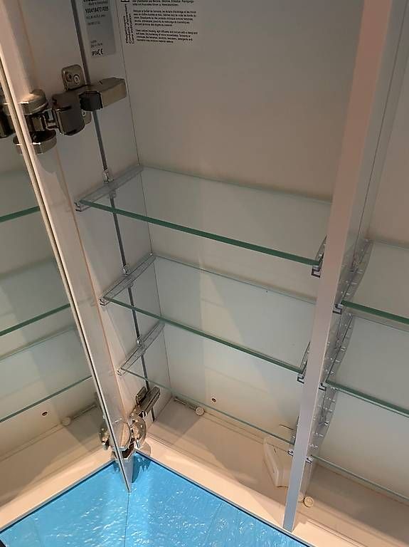 Armoires miroirs: Spiegelschrank  – D'occasion à Au ZH par Bernhard14 1