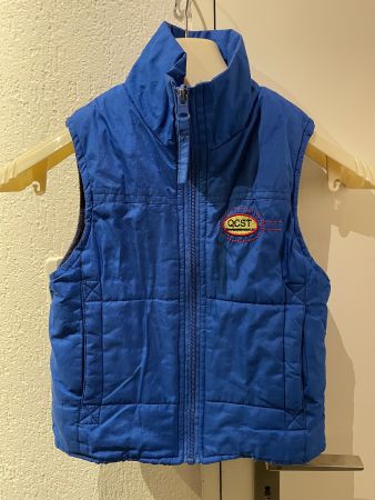 Weste/Gilet QEST ca. Grösse 110 zum Austragen