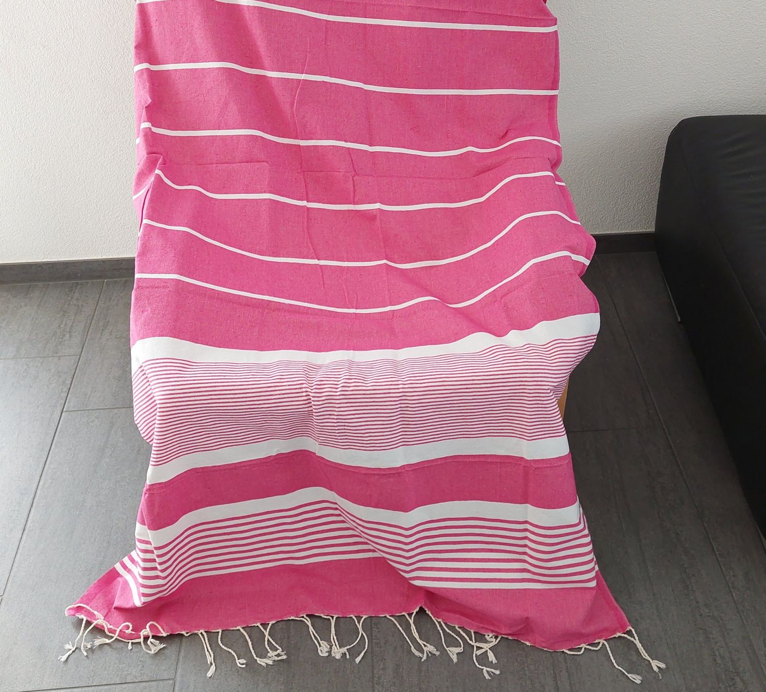 Badetücher: Saunatuch / Strandtuch / Badetuch – Neu und originalverpackt aus Hüntwangen von Elyha 1