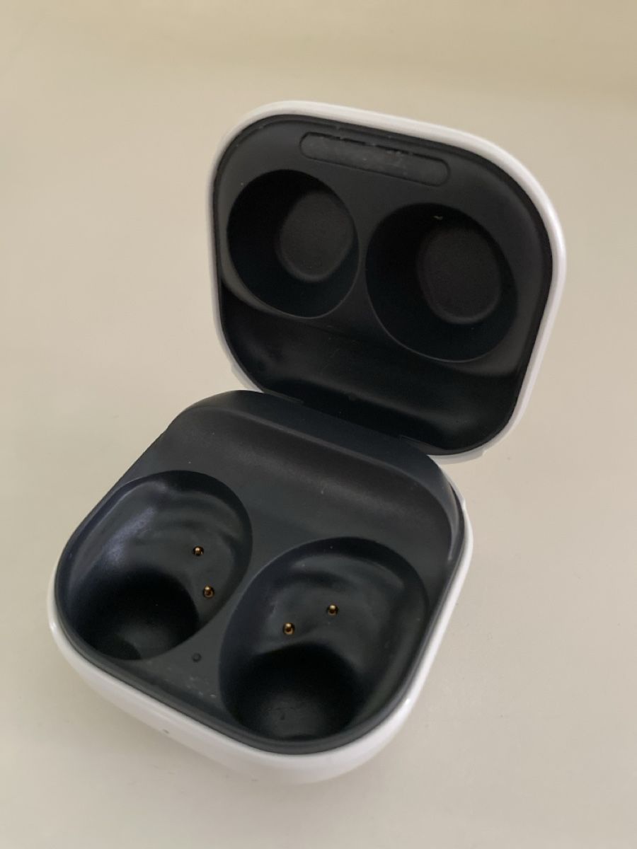Samsung Ladegeräte: Samsung Galaxy Buds Ladeschale – Gebraucht aus Menziken von wysa01 1