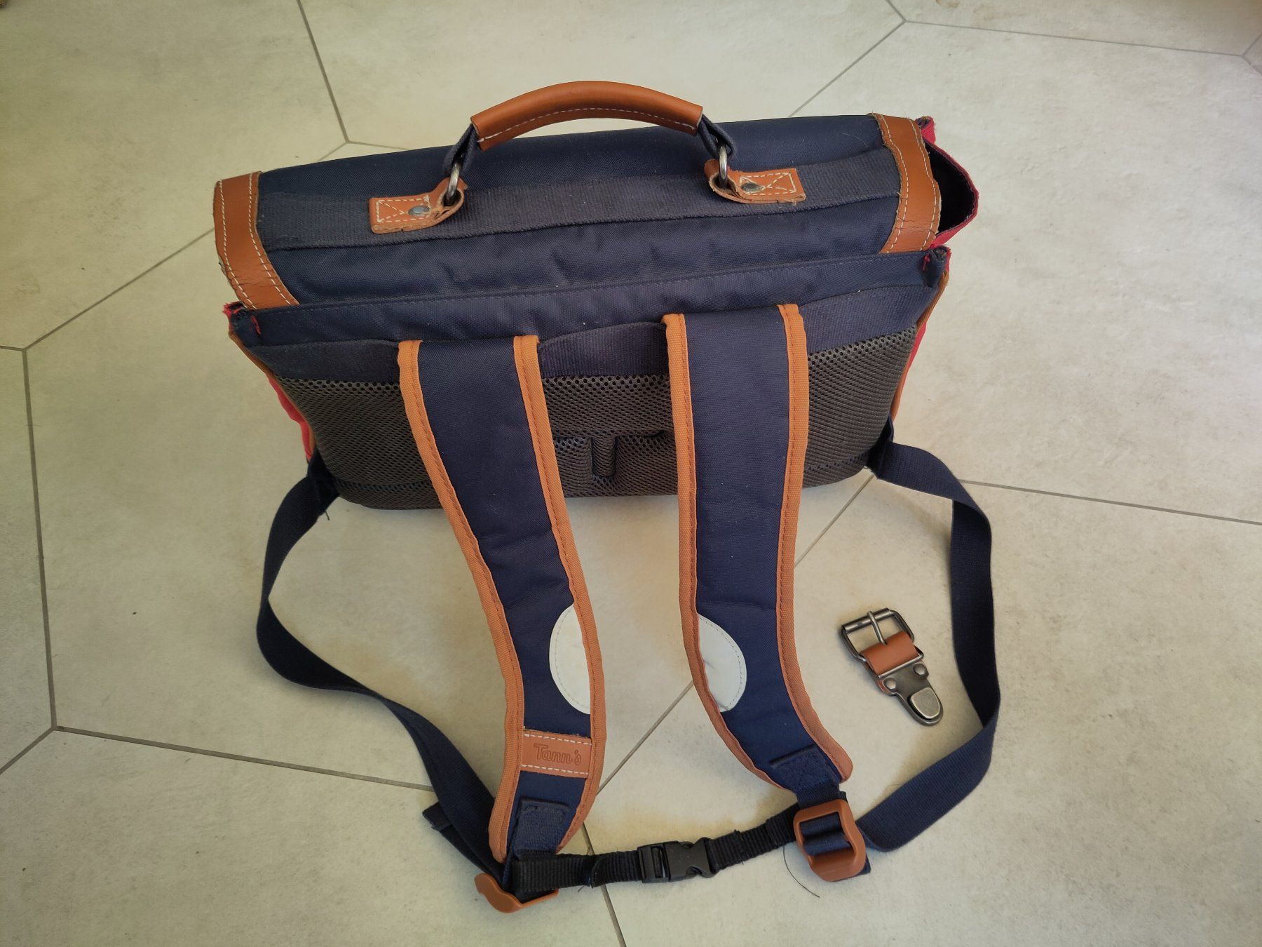 Sacs & sacs à dos: cartable Tann's - bon état – D'occasion à Givrins par Bartuzn 2