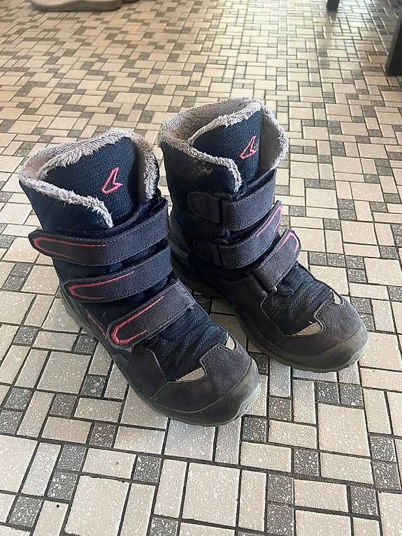 Lowa Scarpe per ragazzi: Lowa winterschuhe 34 – Usato da Schmitten FR venduto da alpi.