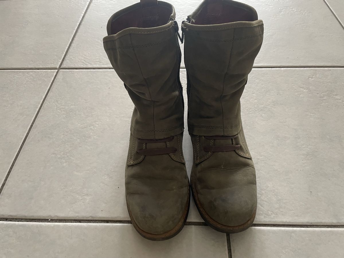 Scarpe da donna: VA-Tex Stiefel, khaki, Gr. 38 – Usato da Winterthur venduto da Tiklo
