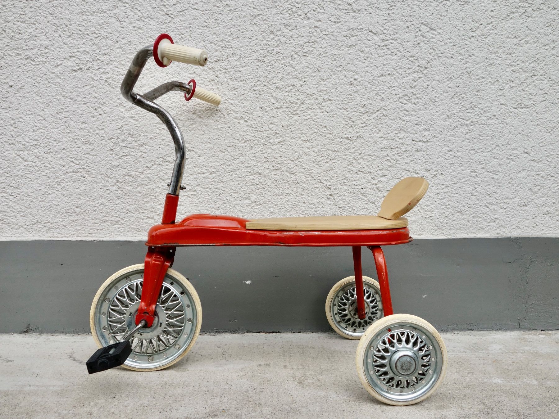 Fahrzeuge für Kinder: Vintage Dreirad 60er/70er Jahre – Gebraucht aus Kerzers von wisaundso 6