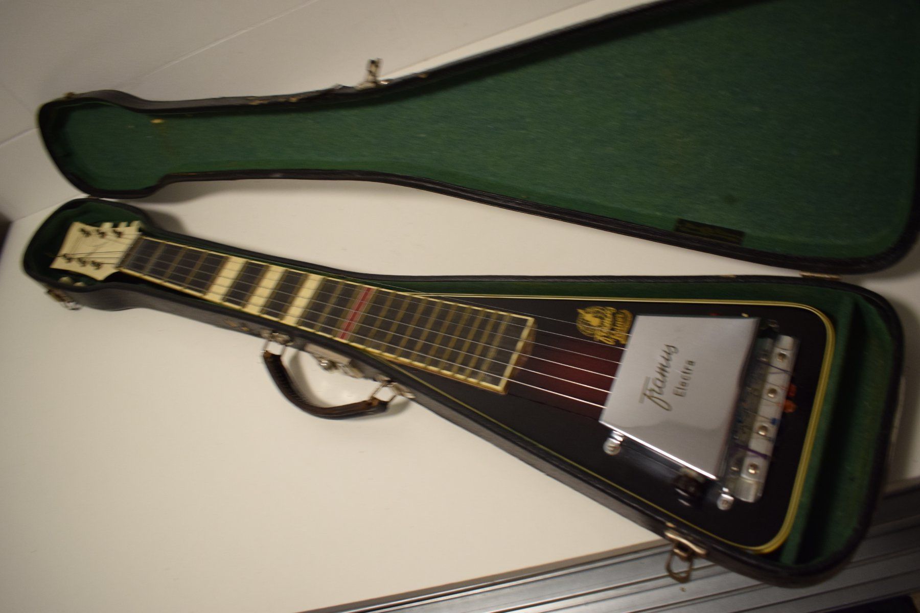 Musikinstrumente: Framus Electra Gitarre – Gebraucht aus Zürich von Brockito 1
