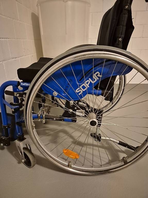Rollstühle: Rohlstull – Gebraucht aus Pieterlen von depretto 1