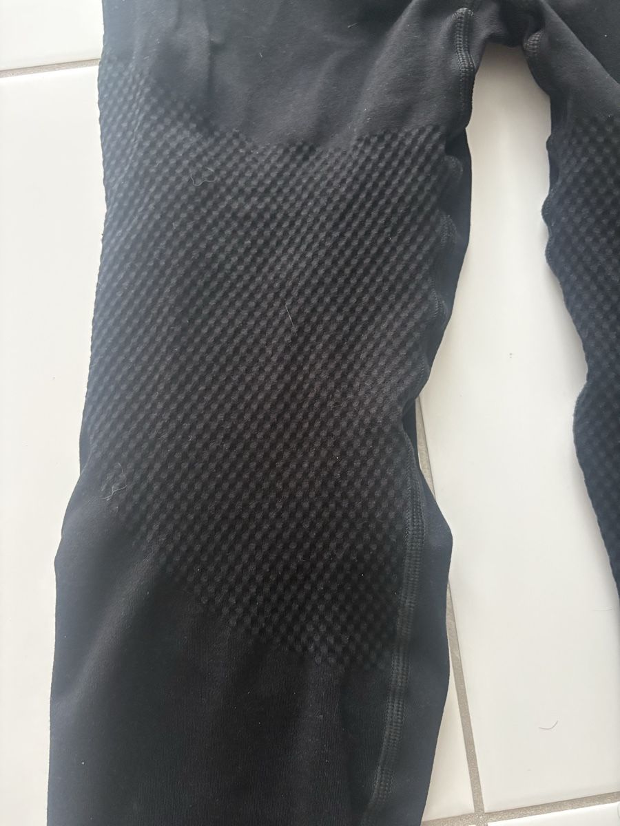 Leggings: Schwarze Leggings Grösse M – Usato da Winterthur venduto da nik_pr58 2