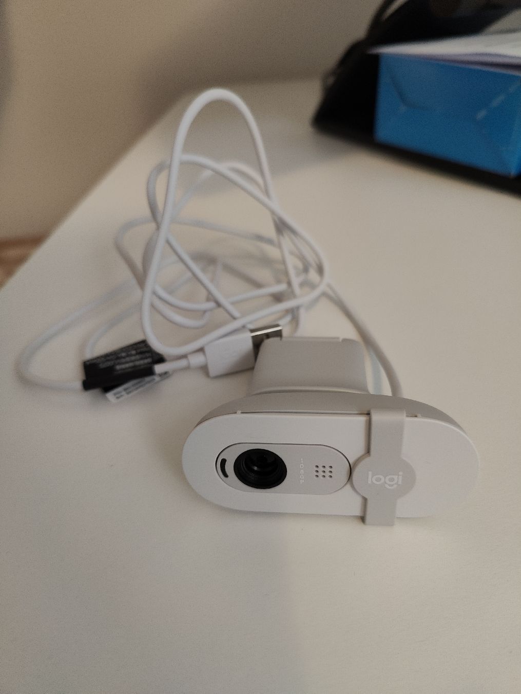 Logitech Webcams: Logitech Brio 100 Webcam – Neu (gemäss Beschreibung) aus Luzern von ymuehl 4
