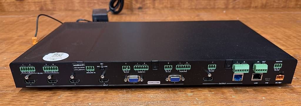Convertitori: Atlona AT-UHD-CLSO-601 Multi Format Video Switcher – Usato da Rüti ZH venduto da Philippek 3