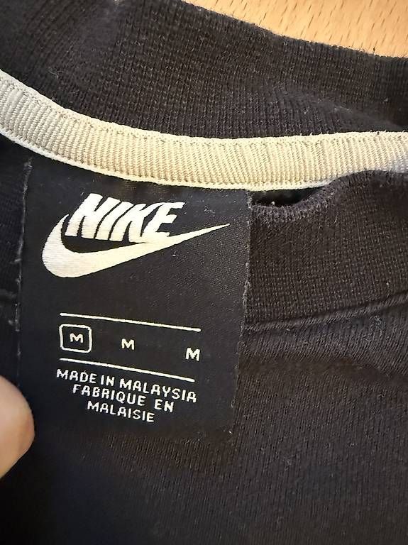 Nike Pullover & Sweatshirts: Nike Pullover (M) – Gebraucht aus Herisau von Fashionata0609 2