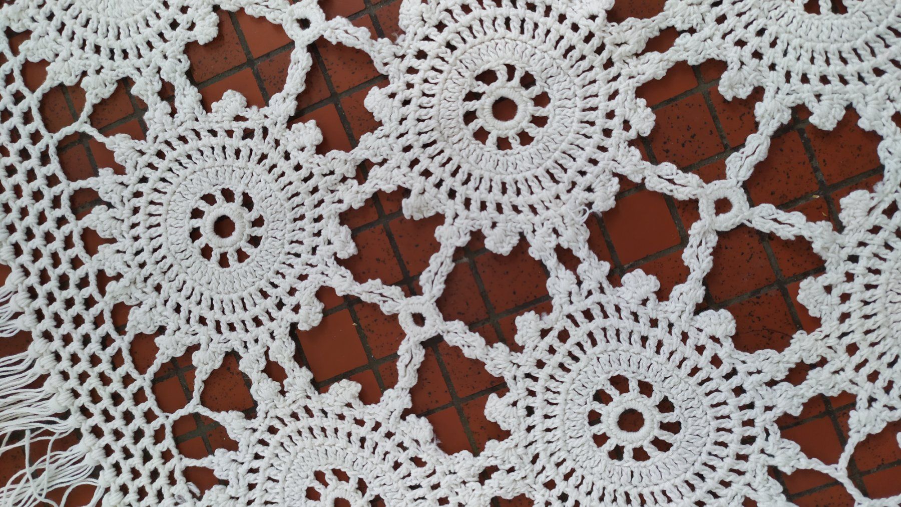 Altra biancheria da tavola: 2 napperons en crochet, handmade – Nuovo (secondo la descrizione) da Chezard St-Martin venduto da Loucail 1