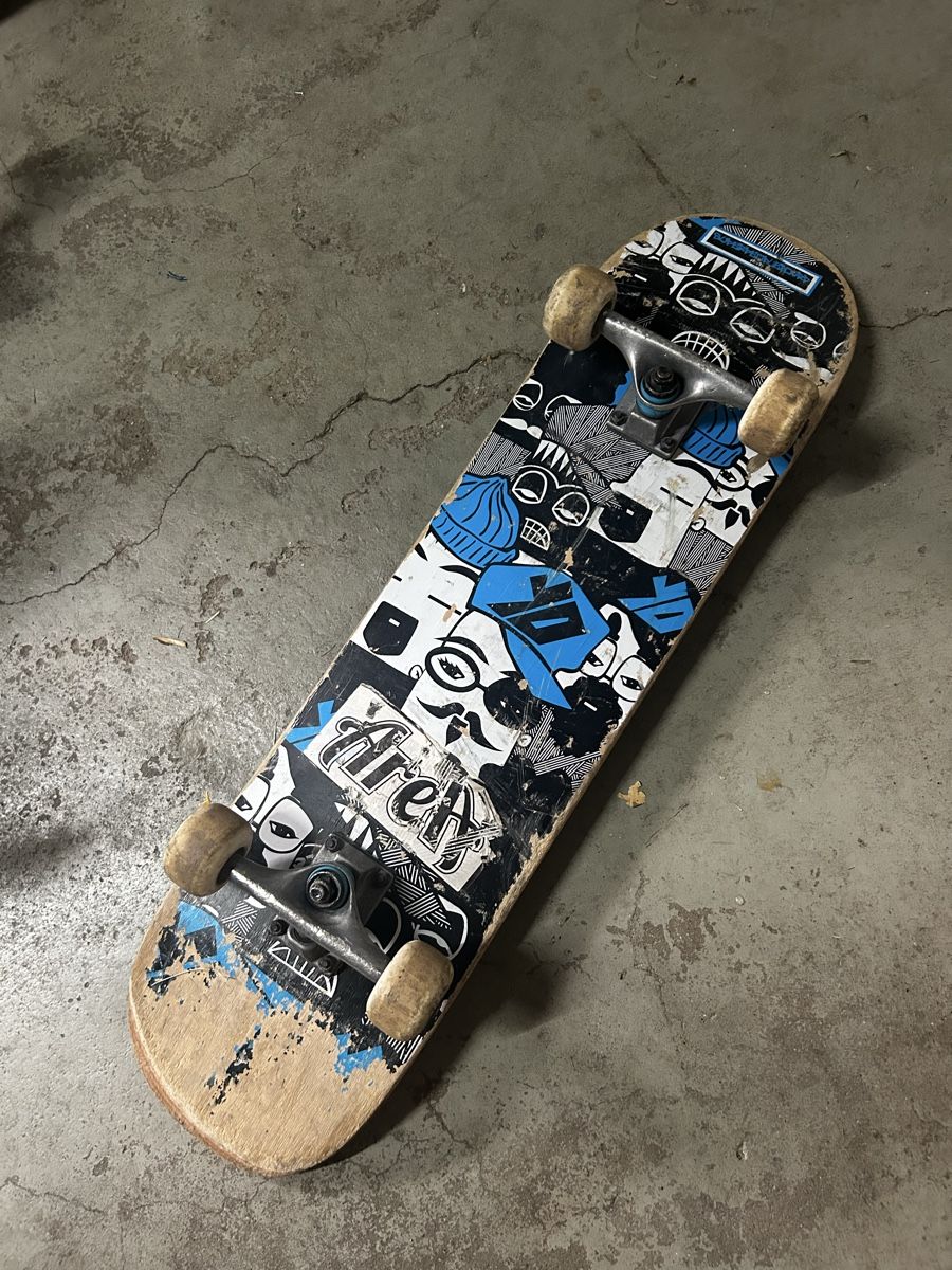 Skateboards: Skateboard Area  – Usato da Reconvilier venduto da ako_6n9m 1