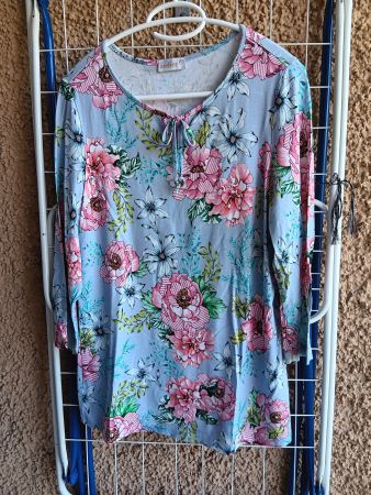 Damen Dreiviertelarmshirt Blumenmuster hellblau Gr. 38,