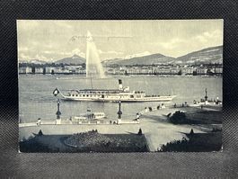 Genève. La rade, le jet d'eau (120m) et le Mont-Blanc