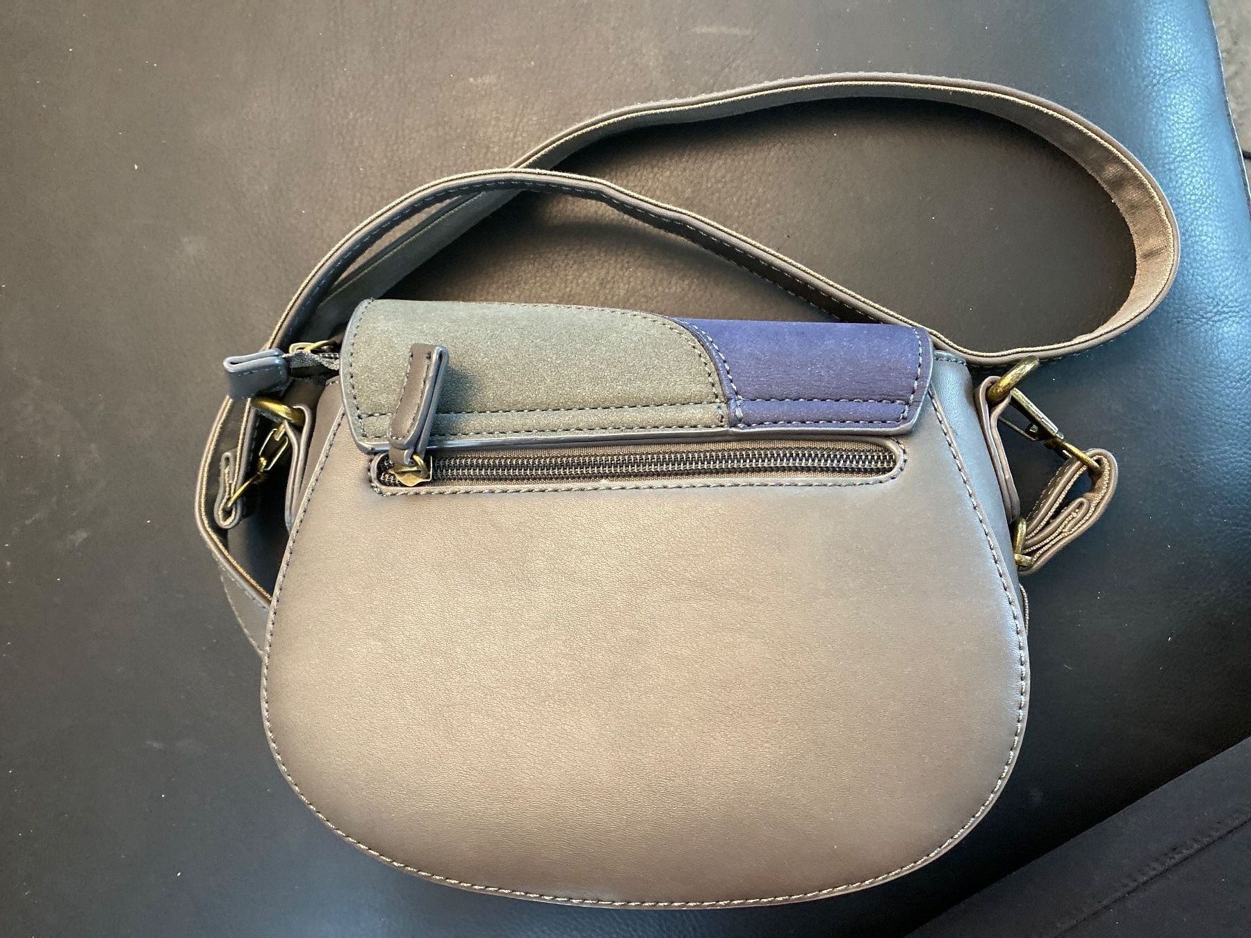 Borse da donna: Handtasche grau – Nuovo (secondo la descrizione) da Malters venduto da Basteln 2