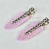 Handgefertigte Haarspangen in Helllila mit Strass