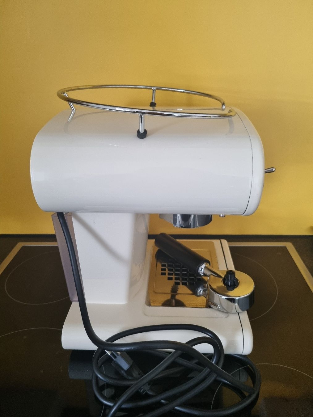 Amici Macchine per caffè & Macchine per espresso: Amici X1 Trio Espressomaschine – Usato da Rebstein venduto da D_Herzog 4