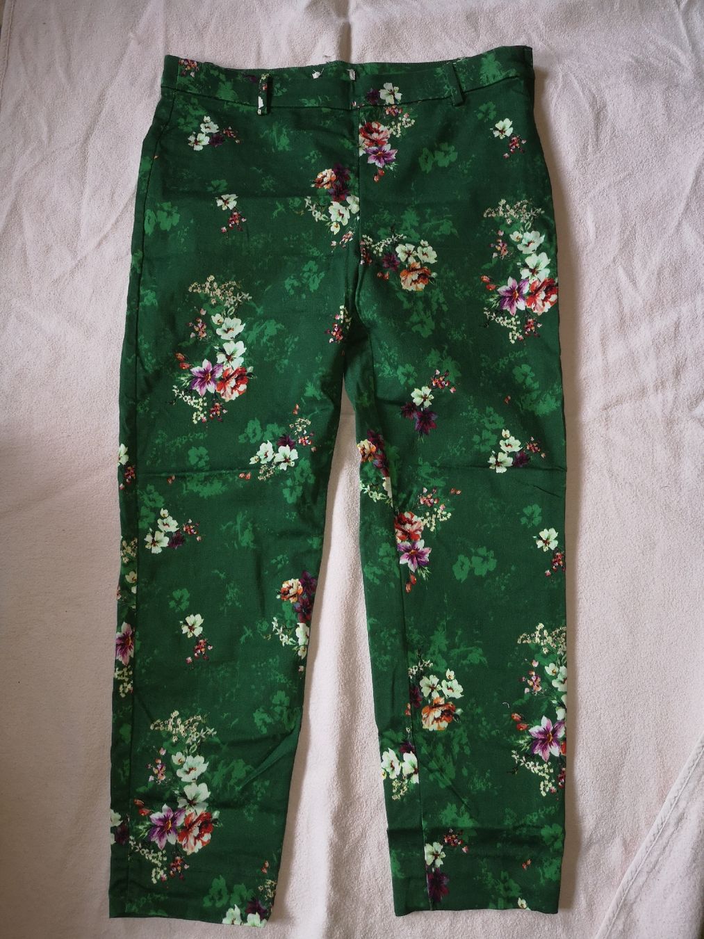 H&M Pantaloni: Schöne Hose 44 H&M  – Usato da Aumont venduto da Mandragora02
