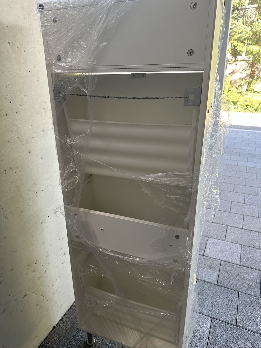 Schränke: Schmaler Schuhschrank weiss Ikea – Gebraucht aus Seedorf BE von frank7031 2