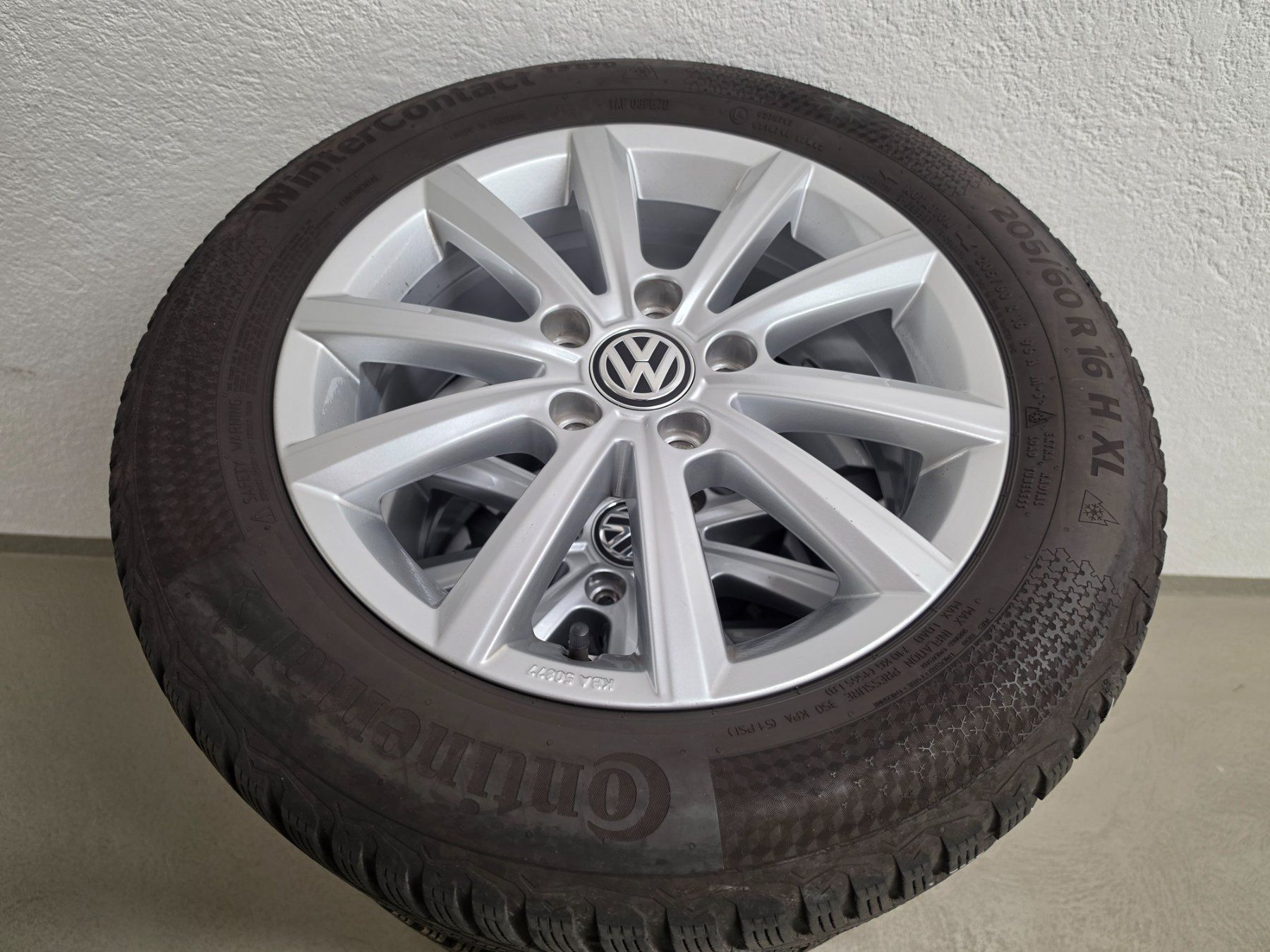 Continental Pneumatici & Ruote complete: Winterräder VW von Continental – Usato da Felben-Wellhausen venduto da REALLIFE20 3
