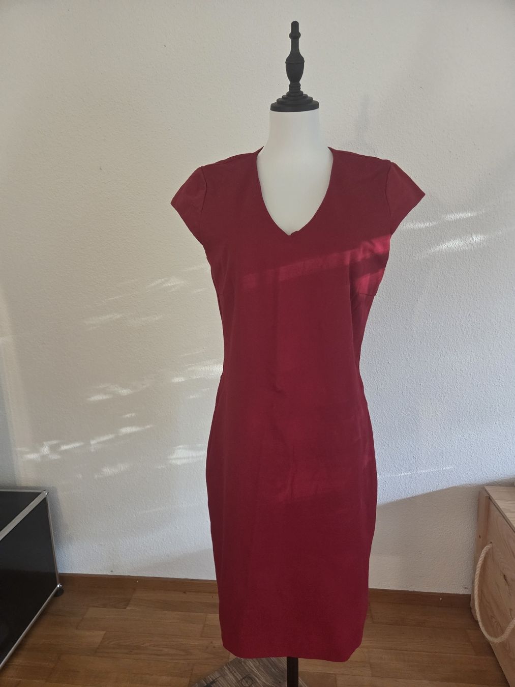 Hallhuber Kleider: Kleid rot Grösse 40 Hallhuber – Gebraucht aus Hünenberg See von Atsemet