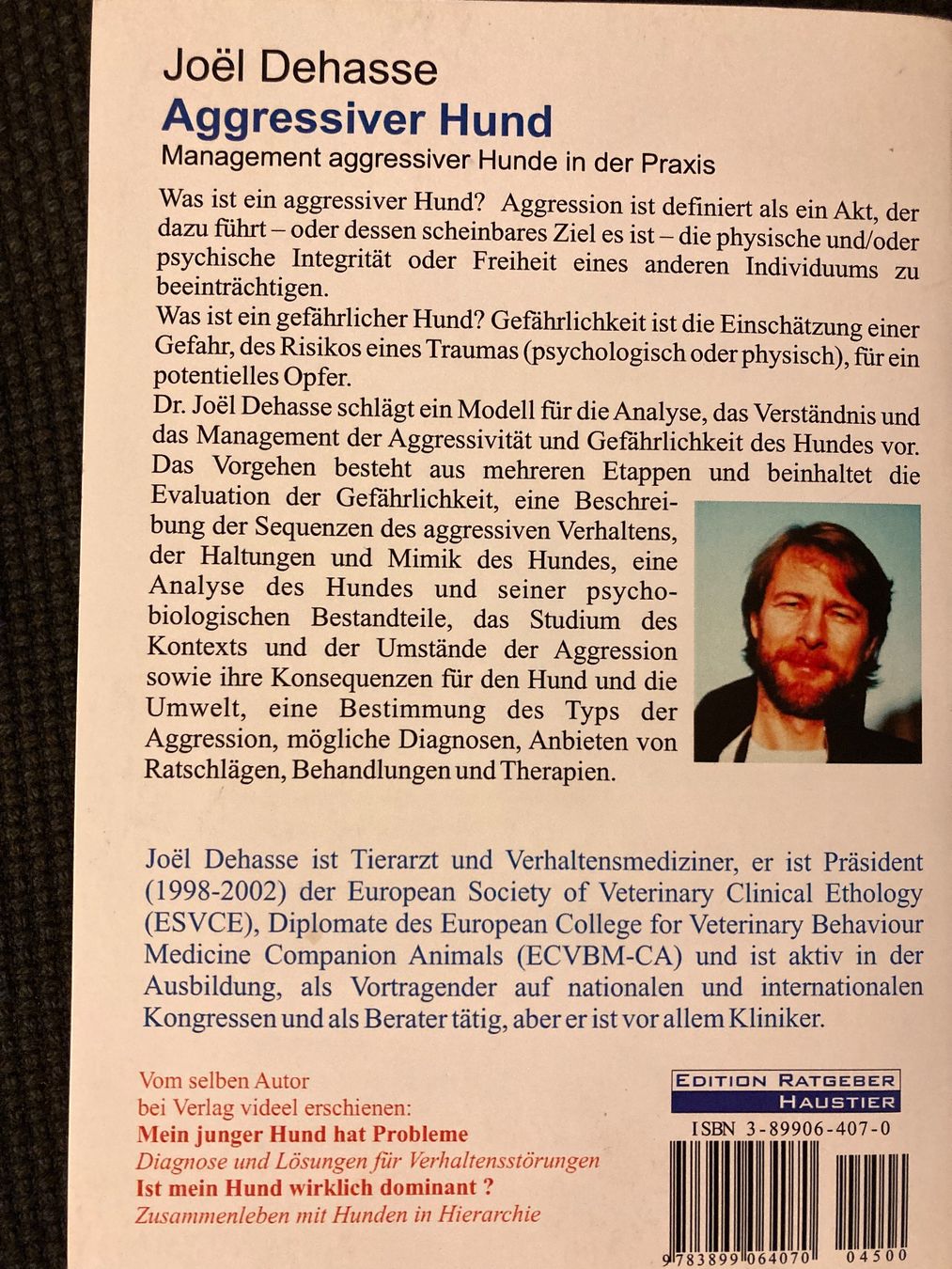Libri: Aggressiver Hund - was tun? Zwei Ratgeber – Usato da Baden venduto da Yoyo1 2