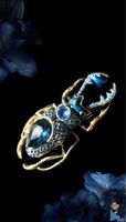 Broche Lucane – Cristaux Bleu Saphir Iridesc