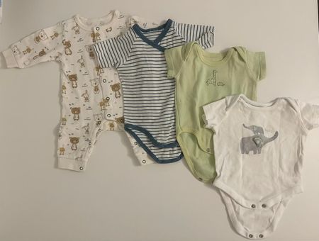 Babykleiderpaket Grösse 50/56 0-1m