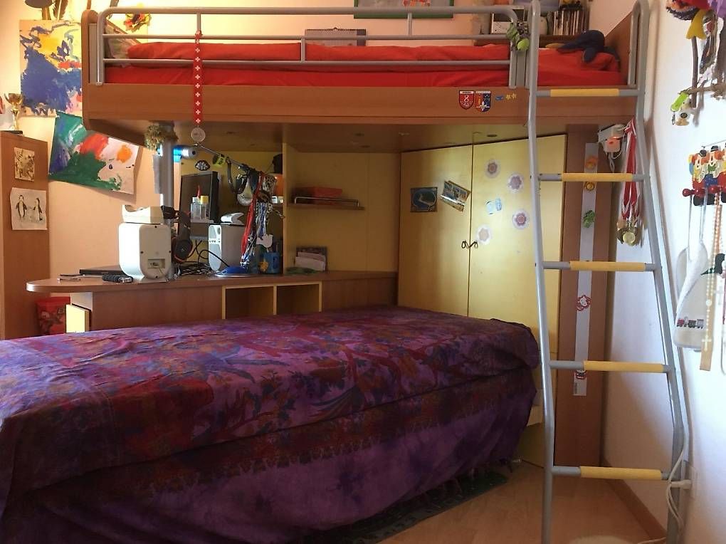 Betten: Letto a soppalco con armadio – Gebraucht aus Bosco Luganese von Loris.Leonardi
