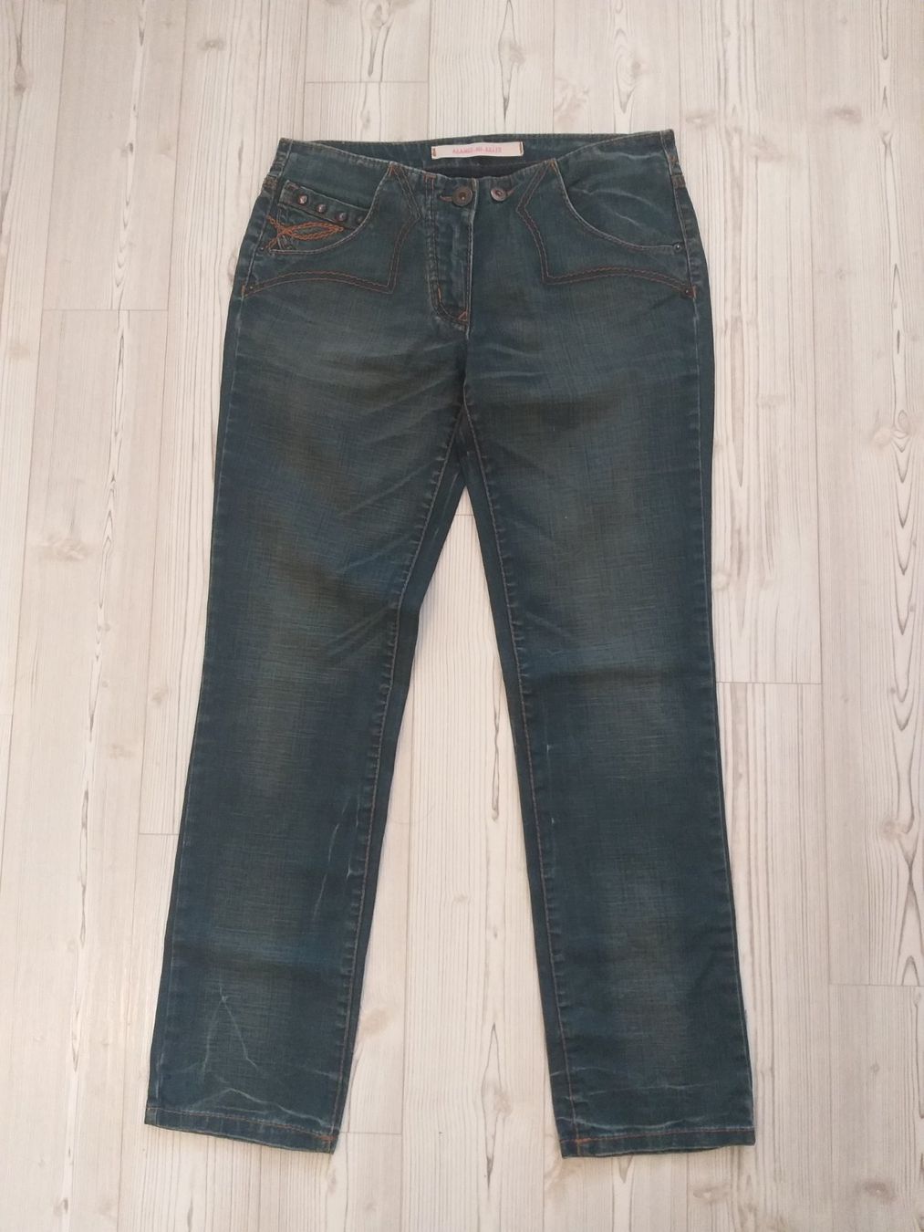 Jeans: AGAINT MY KILLER  Jeans    Taille / Grosse W28 – Usato da Cossonay-ville venduto da Super-Price-Quality