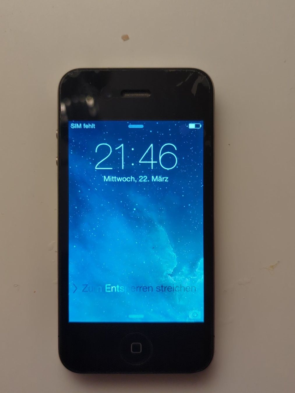 Apple Handys / Smartphones: iphone 4 black 16gb with new battery – Gebraucht aus Bellinzona von SuisseElectronics 1