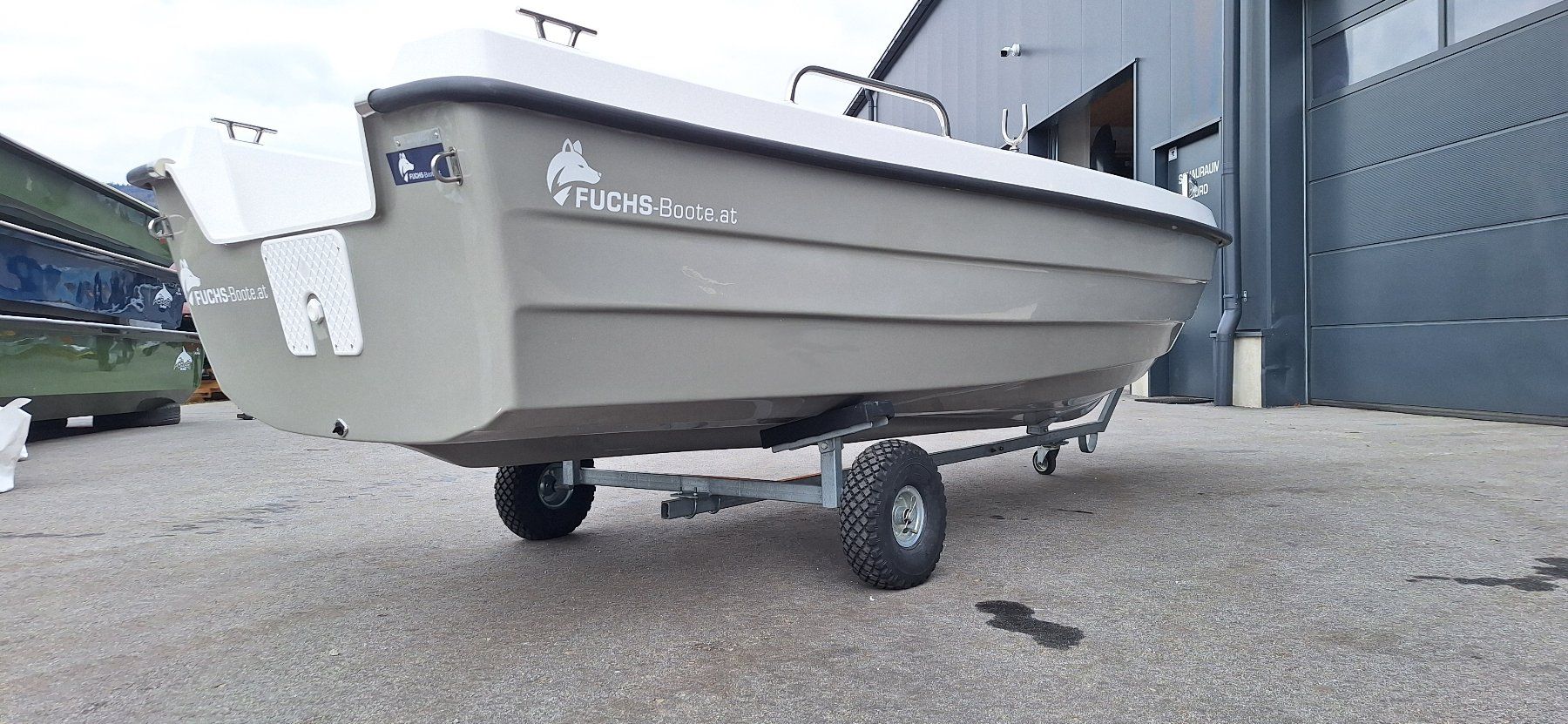 Barche: LAGERND NEU 390 Classic Boot Motorboot GFK Boot Badeboot – Nuovo e nell'imballaggio originale da Aigen Schlägl venduto da Fuchs-Boote 7