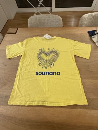 Light T-shirt