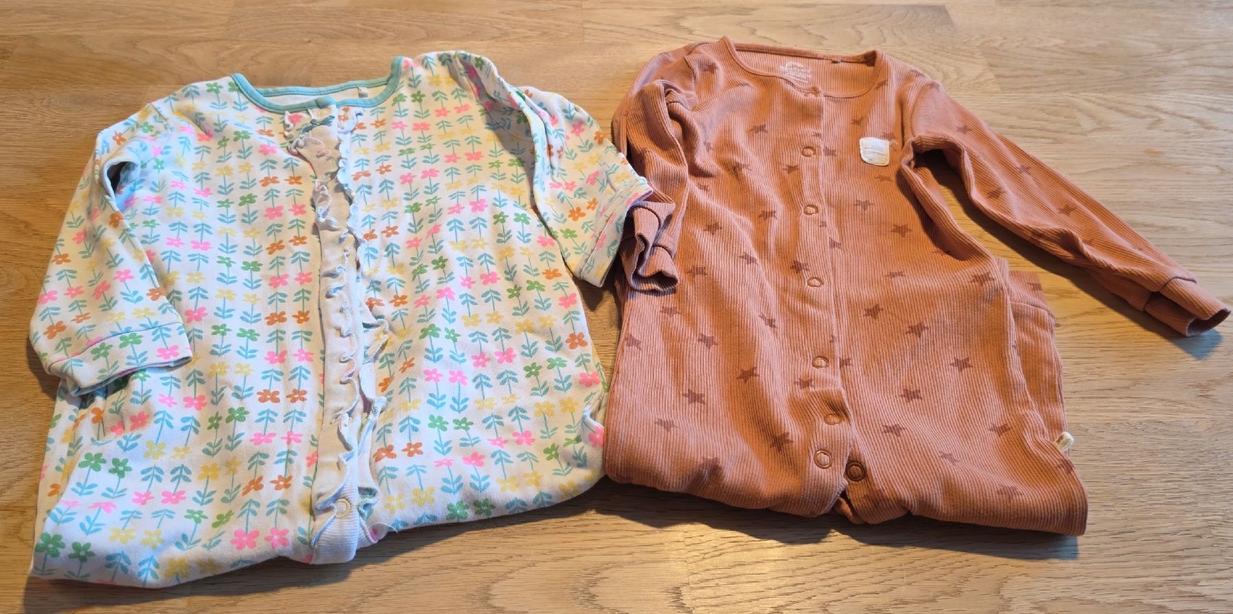 Next Pigiama & Simili: 2 Next Pyjama Gr. 80 9-12 Monte – Usato da Bergdietikon venduto da Staphylococcus