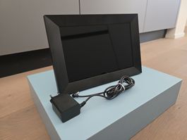 Smart WiFi Photo Frame Portrait good condition