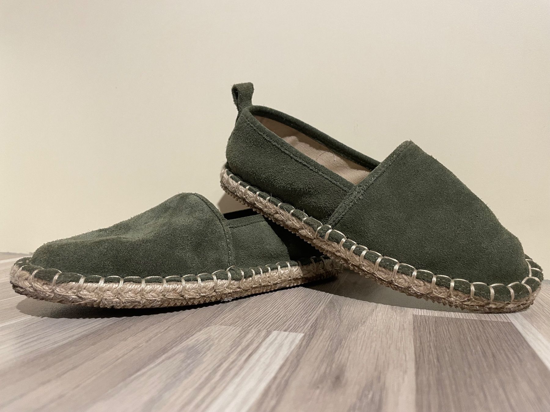 Zara Scarpe per ragazzi: Espadrilles Zara Grösse 31 – Usato da Goldswil venduto da Fisel