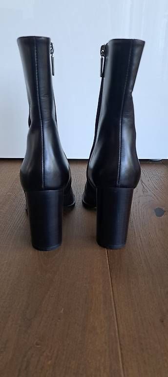 Scarpe da donna: Navyboot Stiefel Grösse 37 – Usato da Hergiswil NW venduto da nad_py7f 1