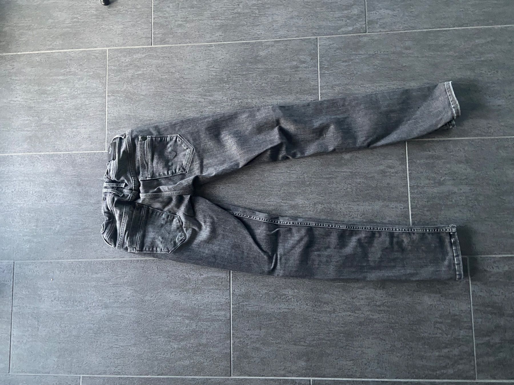 Pepe Jeans Pantaloni: Pepe Jeans Gr 12 = Gr.158 Regular Fit – Usato da Zürich venduto da pluto124 1