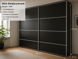 Kleiderschrank mit Schiebetüren