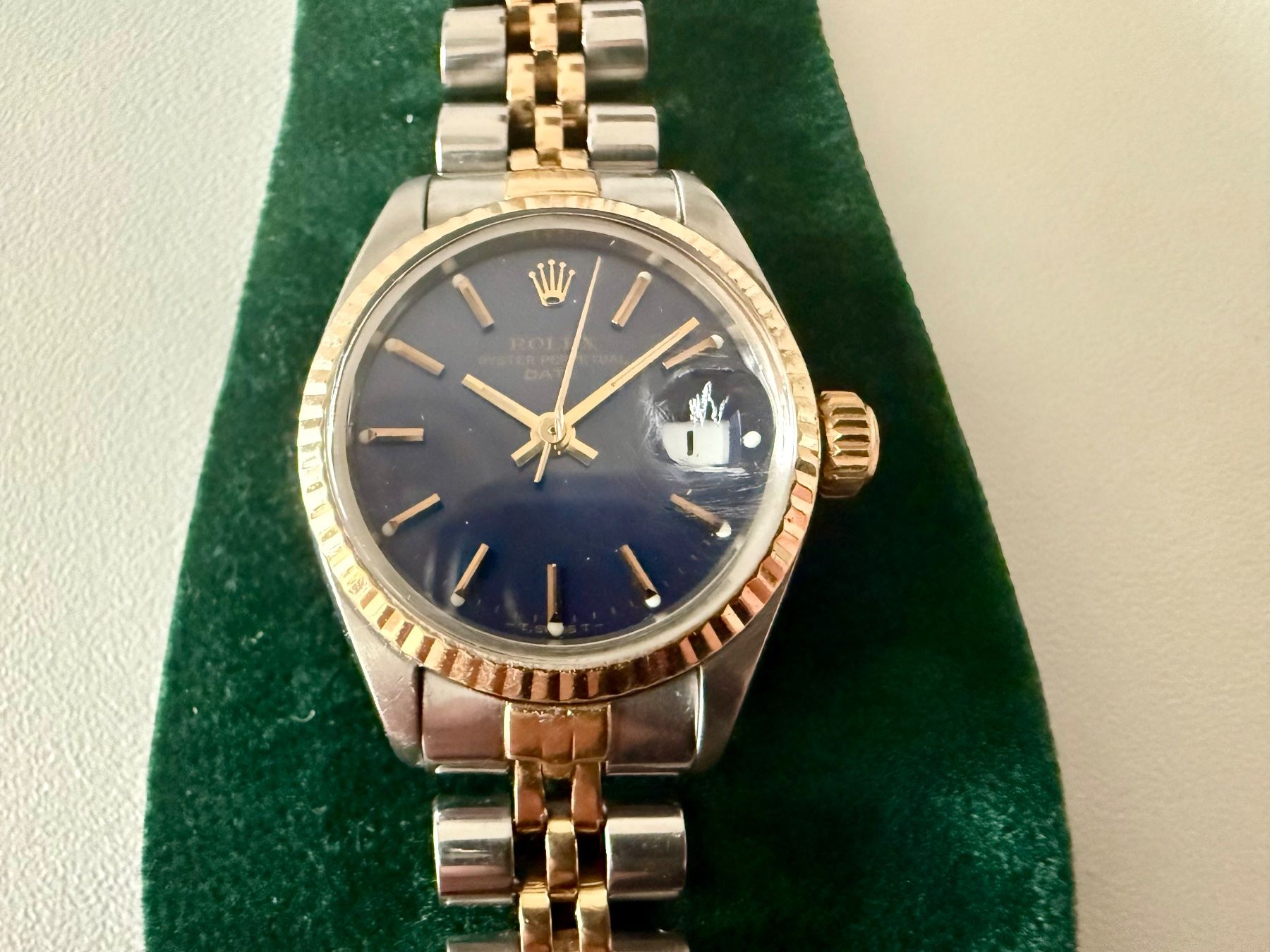 Rolex Orologi: ROLEX Oyster Perpetual 26, Ref. 6917, Automatic, Serviced – Usato da Le Mont-sur-Lausanne venduto da LycaGallery 1