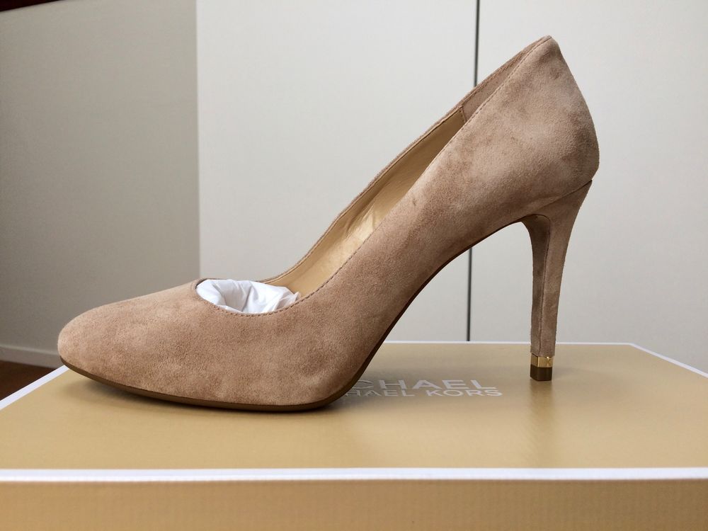 Michael kors suede on sale shoes