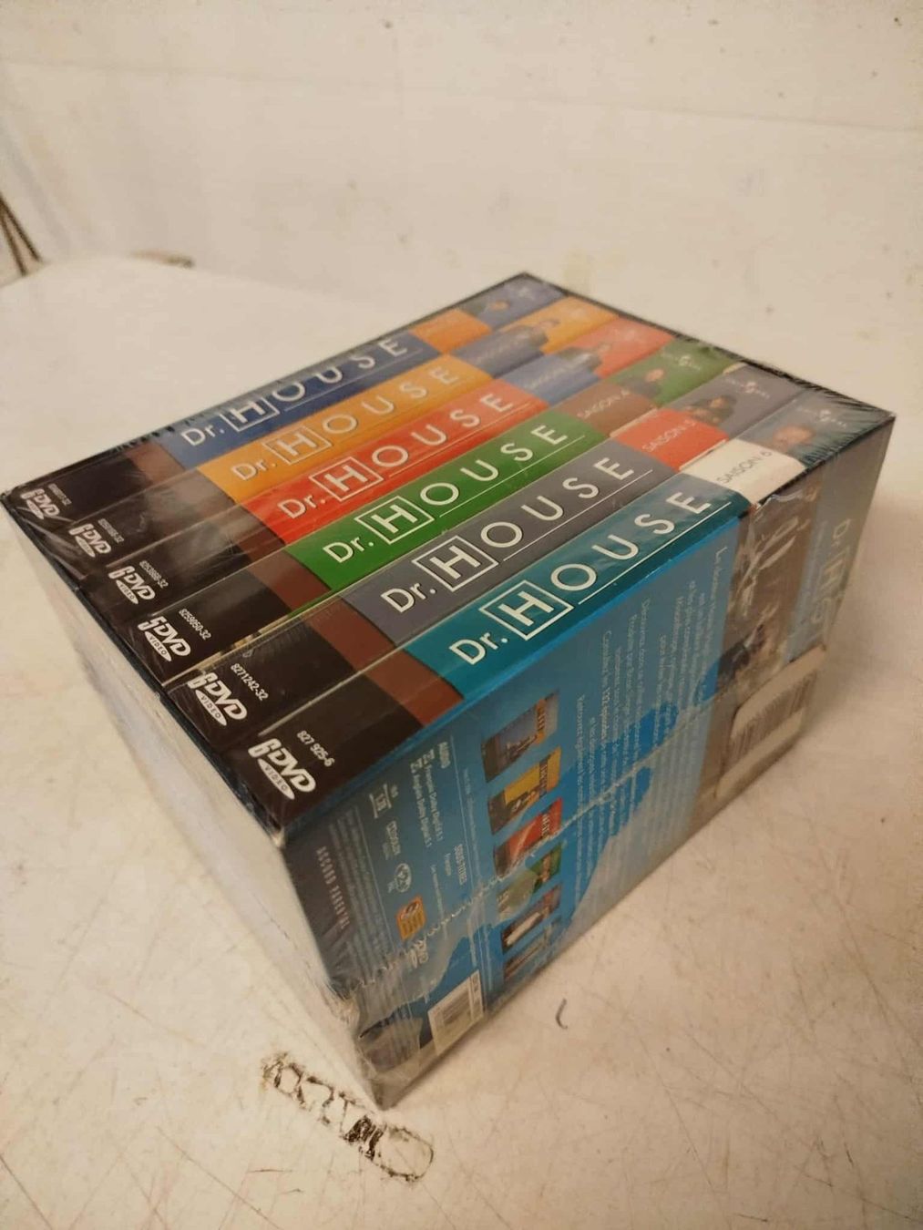 Alle DVDs: Dvd   DR.HOUSE de 1 à 6 – Gebraucht aus La Chaux-de-Fonds von Emmaus2300CDF