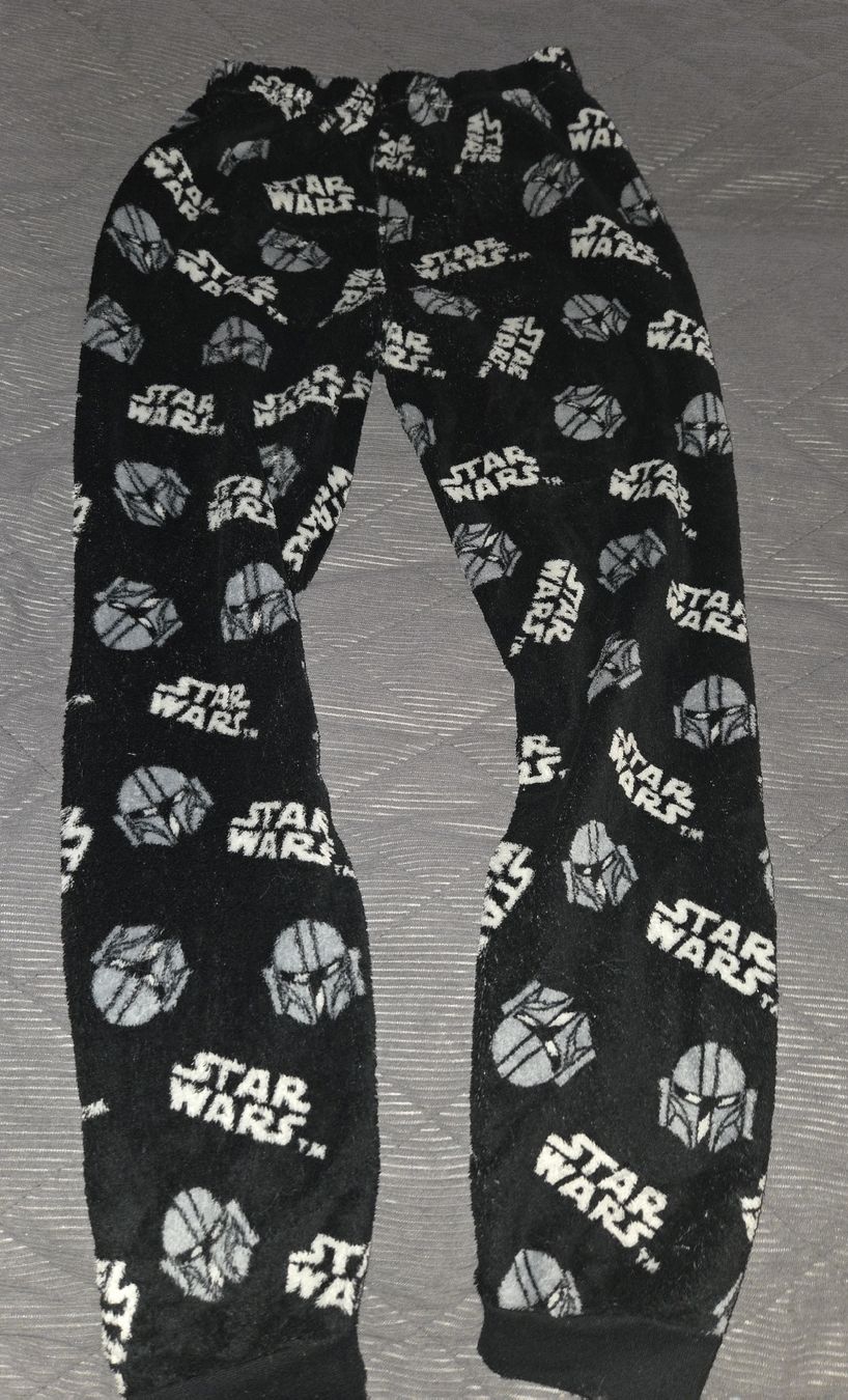 Pigiama & Simili: Star Wars Pyjama Hose, Gr. 134 – Usato da Utzenstorf venduto da Ernie_und_Bert