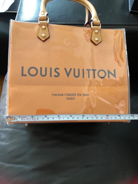 Louis Vuitton paper bag plastifié Kaufen auf Ricardo