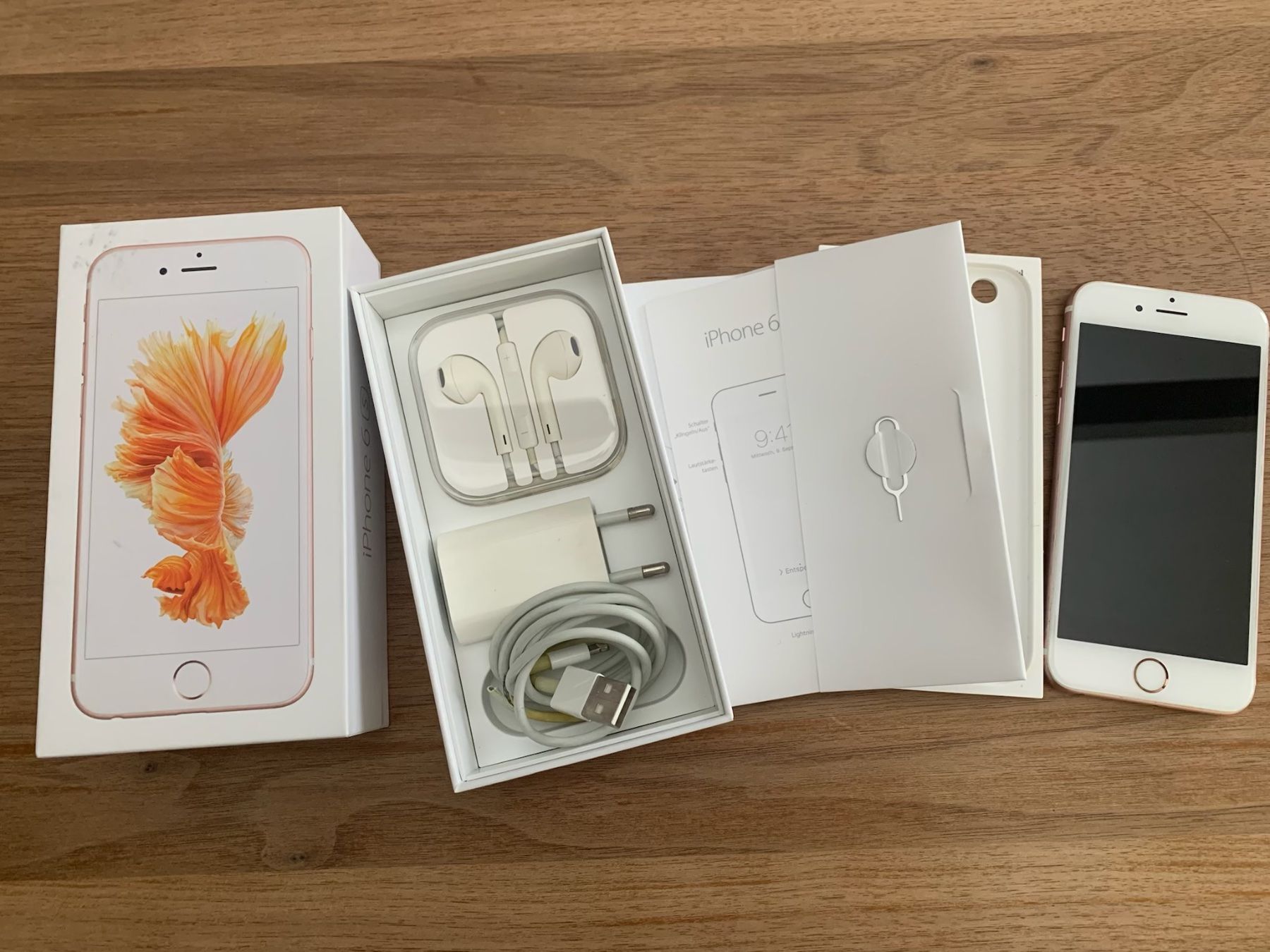 Apple Handys / Smartphones: Apple iPhone 6s 64GB Rose Gold – Gebraucht aus Tuggen von pp82 2