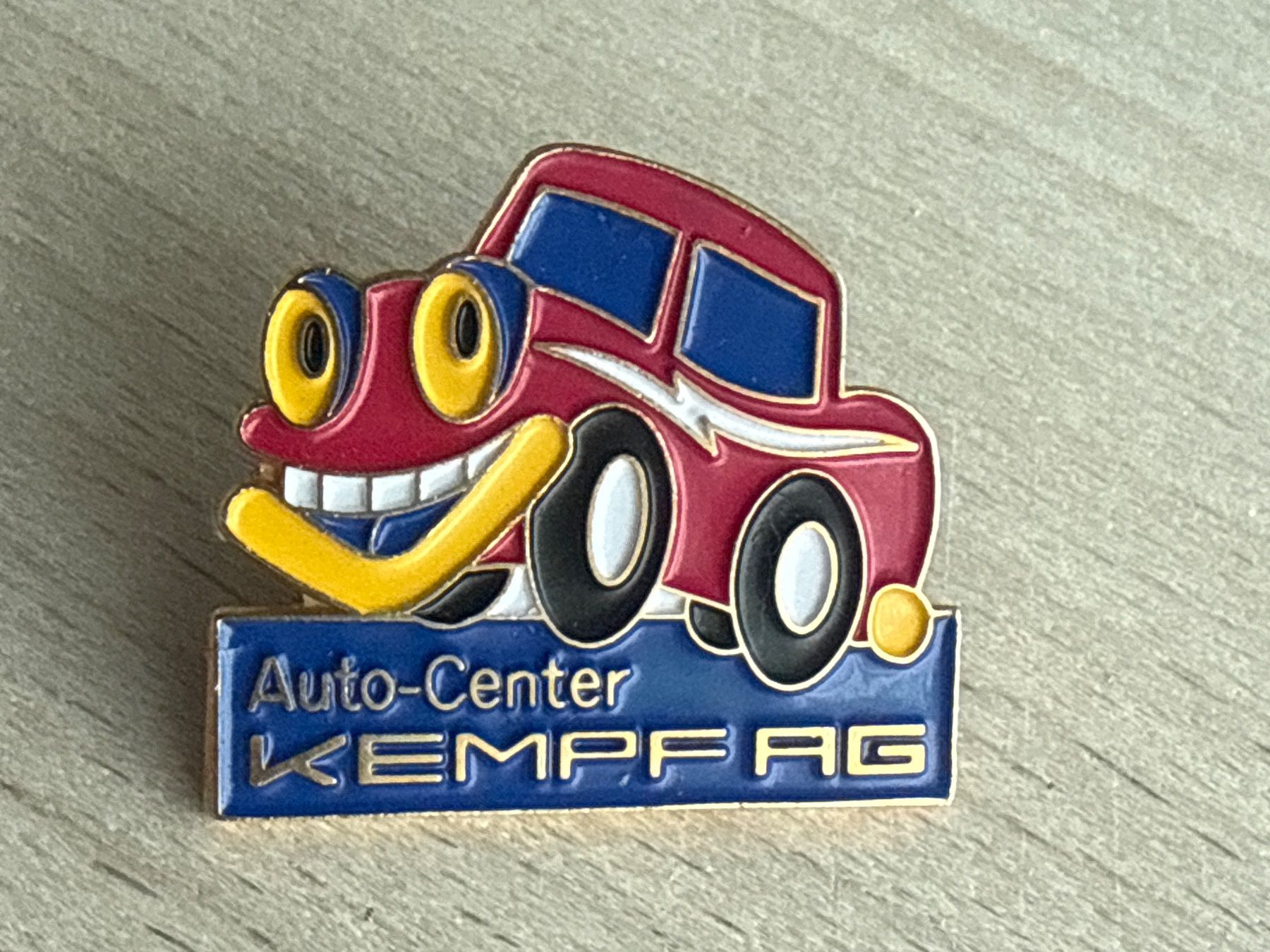 Plaquettes & Badges: Pin Auto-Center Kempf AG – D'occasion à Glattbrugg par Schweigmatt