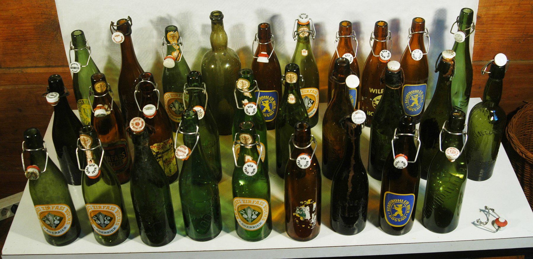 Gläser, Krüge & Flaschen: Bierflaschen Diverse – Gebraucht aus Herisau von Wisen