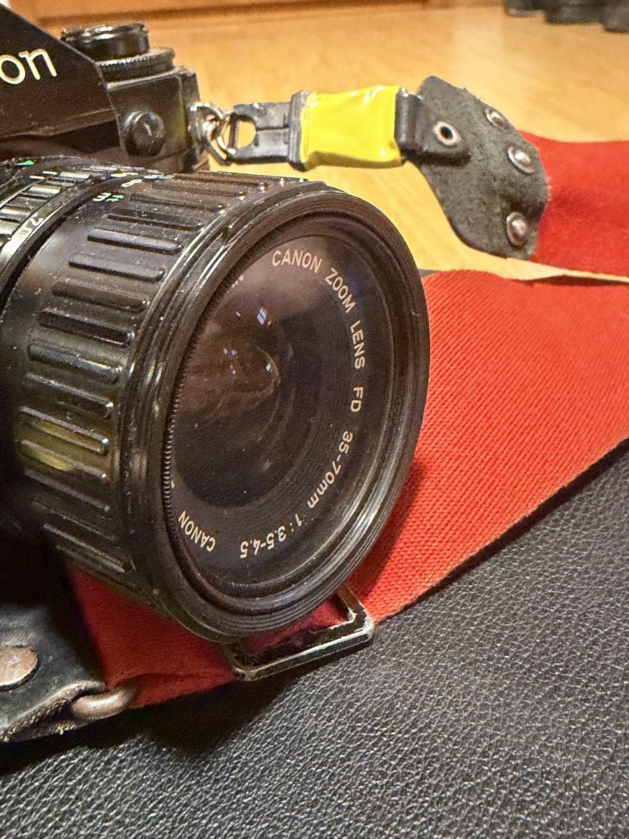 Canon Fotocamera: Canon A-1 set – Usato da Emmen venduto da NathanVialon 4