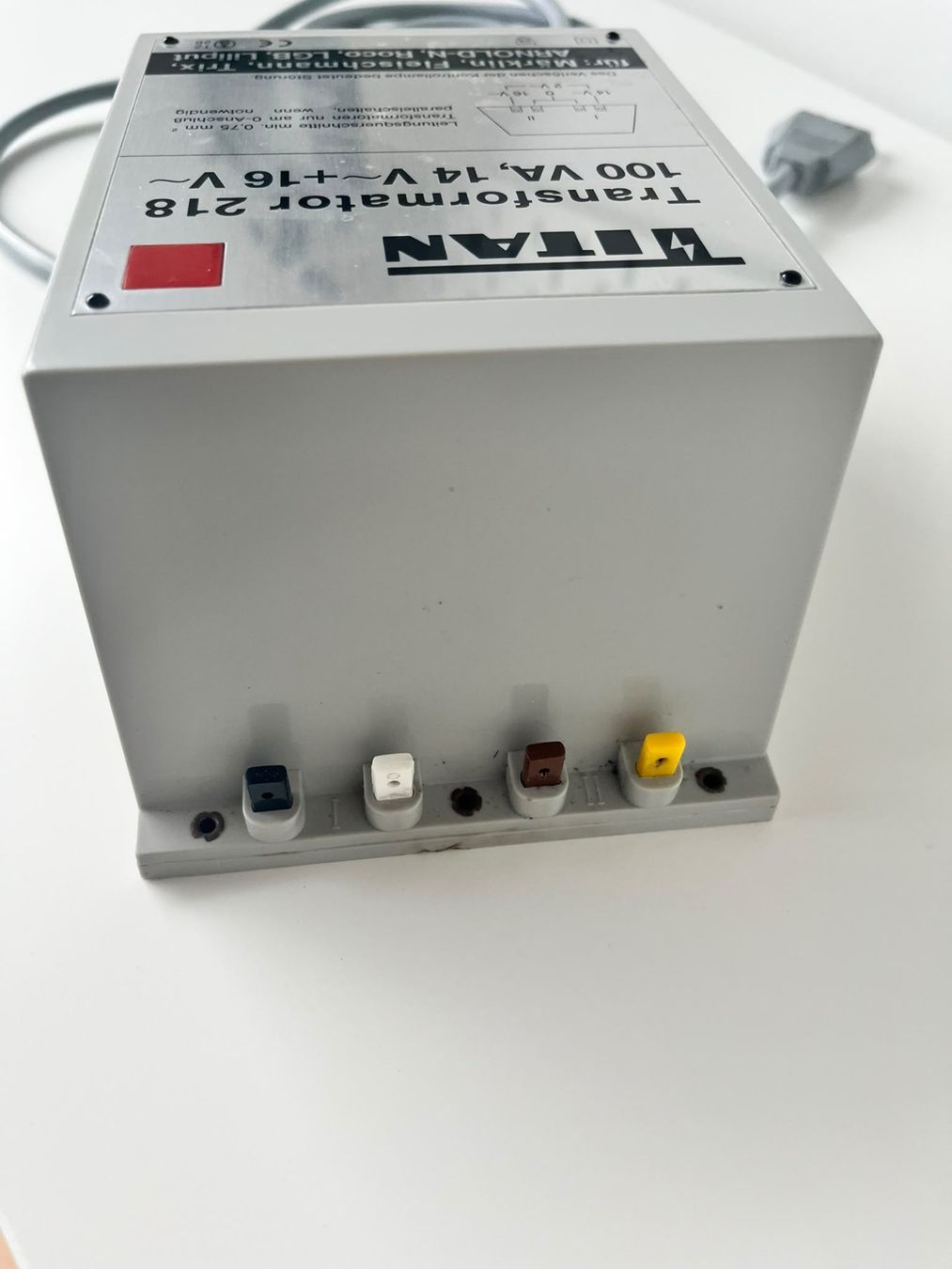 Modelleisenbahnen: Titan Transformator 218 – Gebraucht aus Baden von Muschti 2